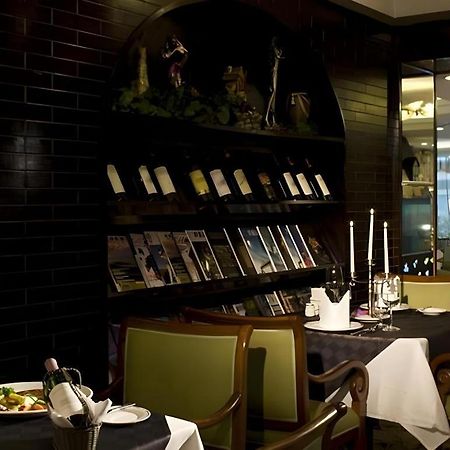 Fenggang Gladden Hotel Tiantangwei Luaran gambar