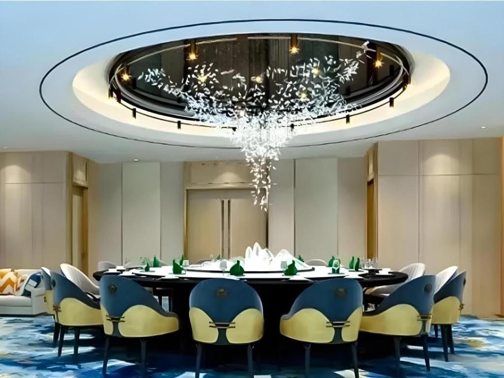 Fenggang Gladden Hotel Tiantangwei Luaran gambar