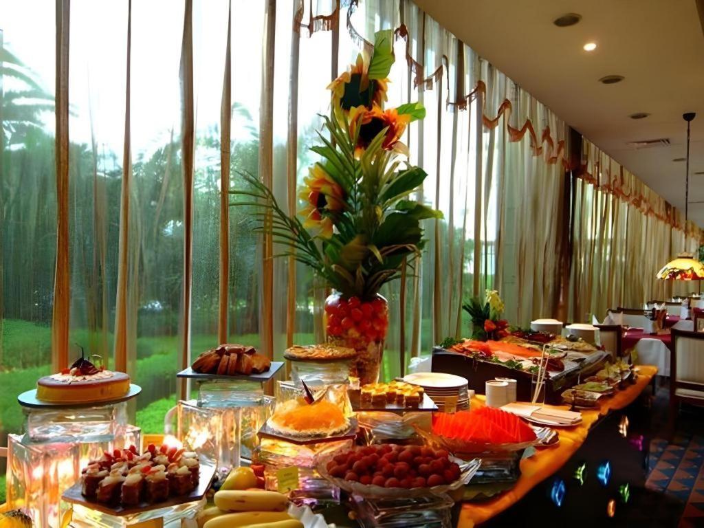 Fenggang Gladden Hotel Tiantangwei Luaran gambar