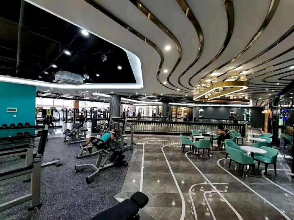 Fenggang Gladden Hotel Tiantangwei Luaran gambar