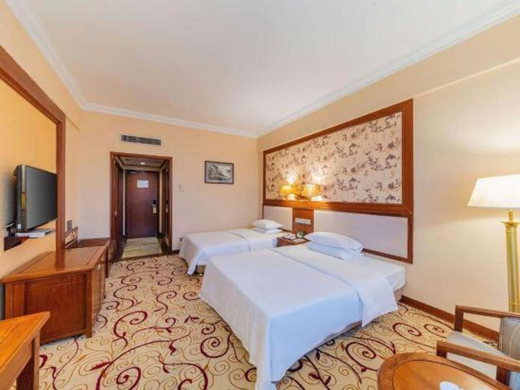Fenggang Gladden Hotel Tiantangwei Luaran gambar
